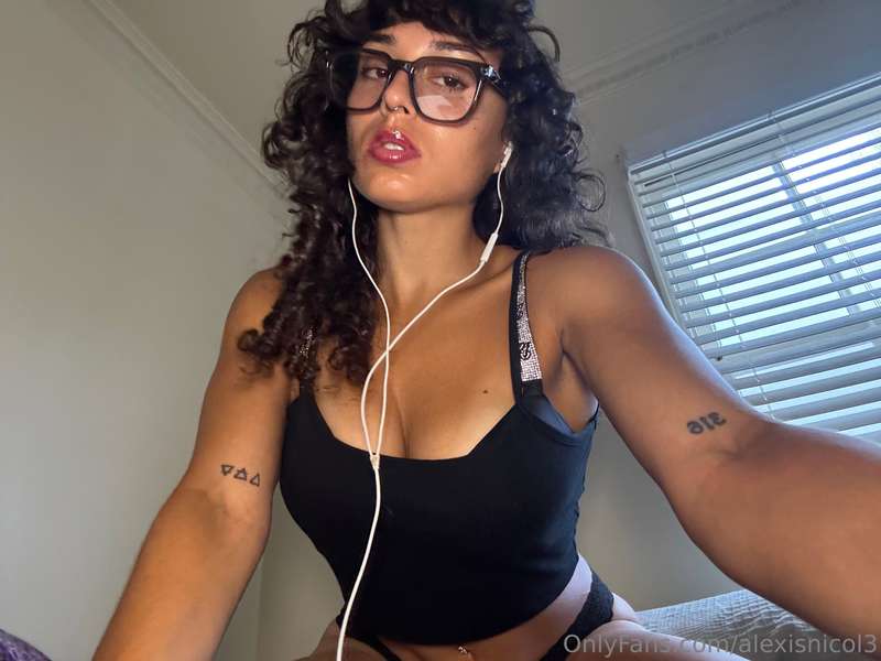 my pussy is literally throbbing for you... she misses you so..