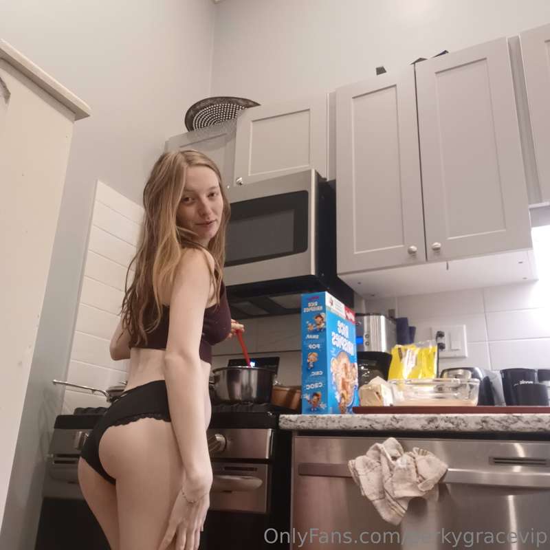 perkygracevip image #1
