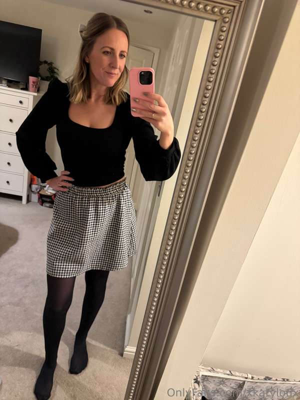 Forgot to get some pics last night but here is what I wore t..
