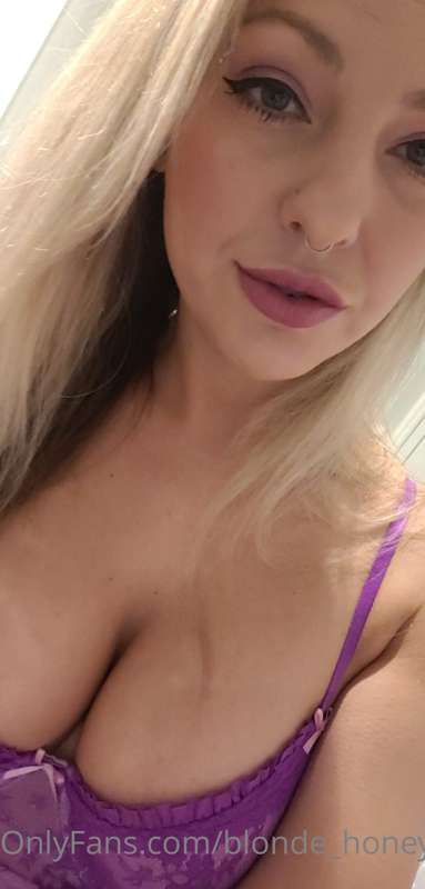 blonde_honey22