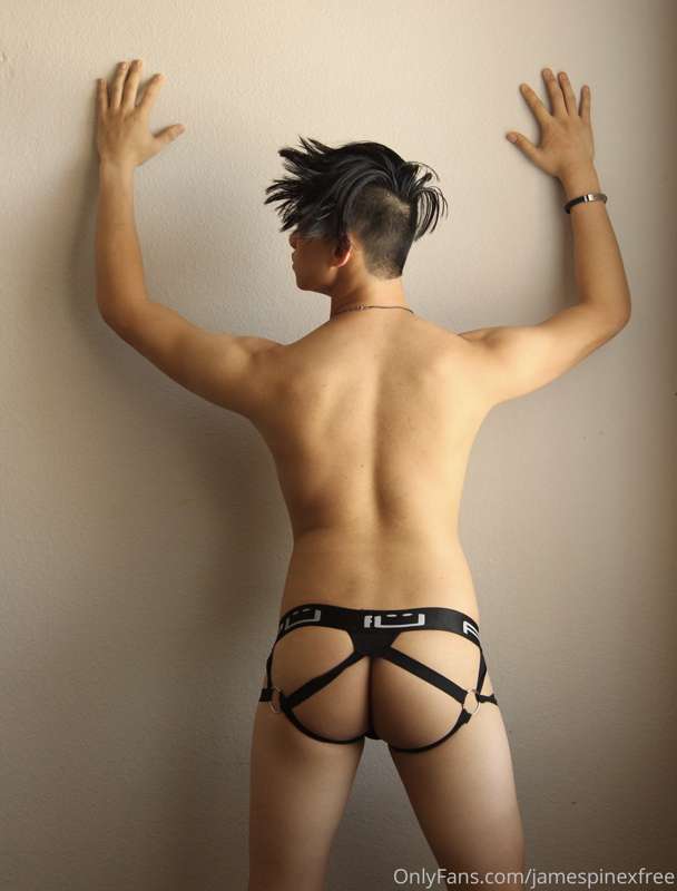 Someone wanna play? 
Wanna see the front? See it in my MAIN ..