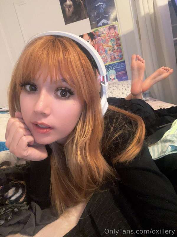yes you can tickle my feet but only if you ask nicely :3