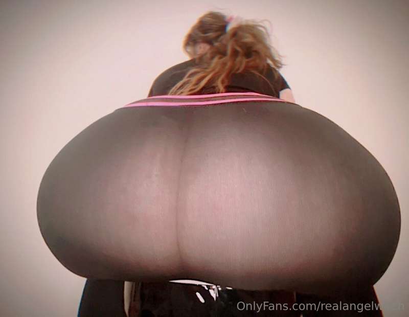 Do u think anyone will notice if i have no panties on???