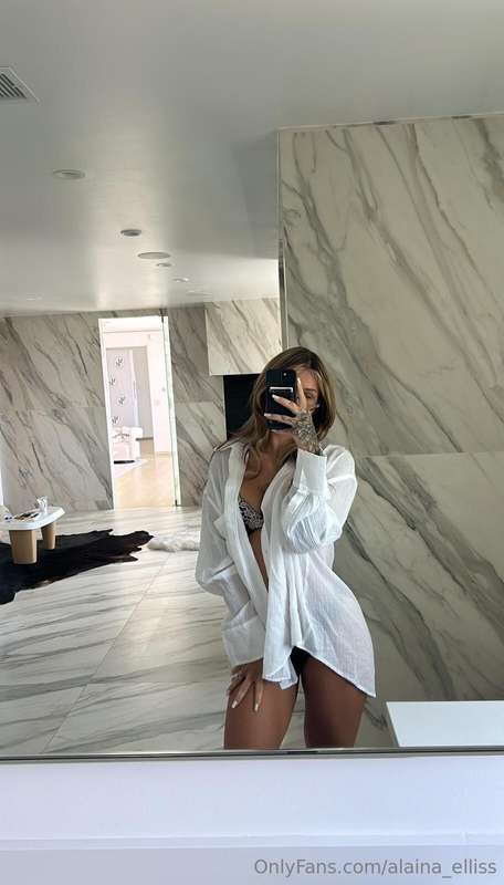 alaina_elliss