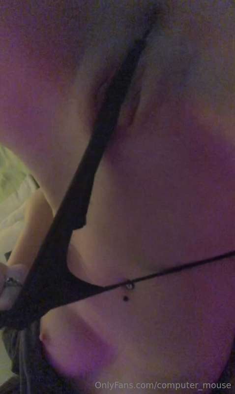 ⛓️ Can you guess what I’m thinking about while playing with ..