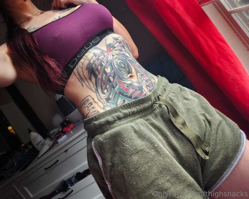 thighsnacks