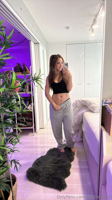 properpeachlive