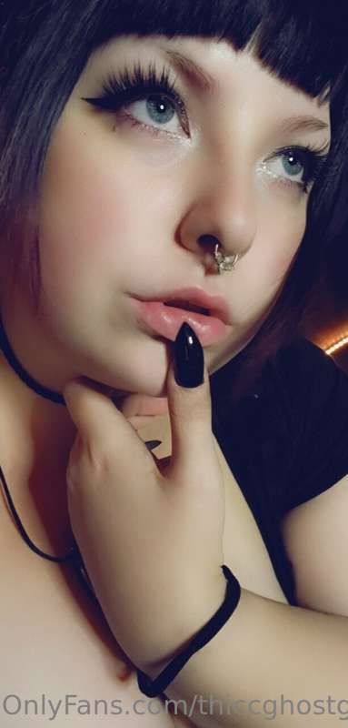 thiccghostgirl