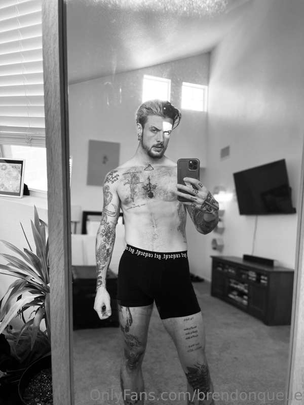 Made a little solo with a butt plug in 👀 
Tryna see it? 

As..