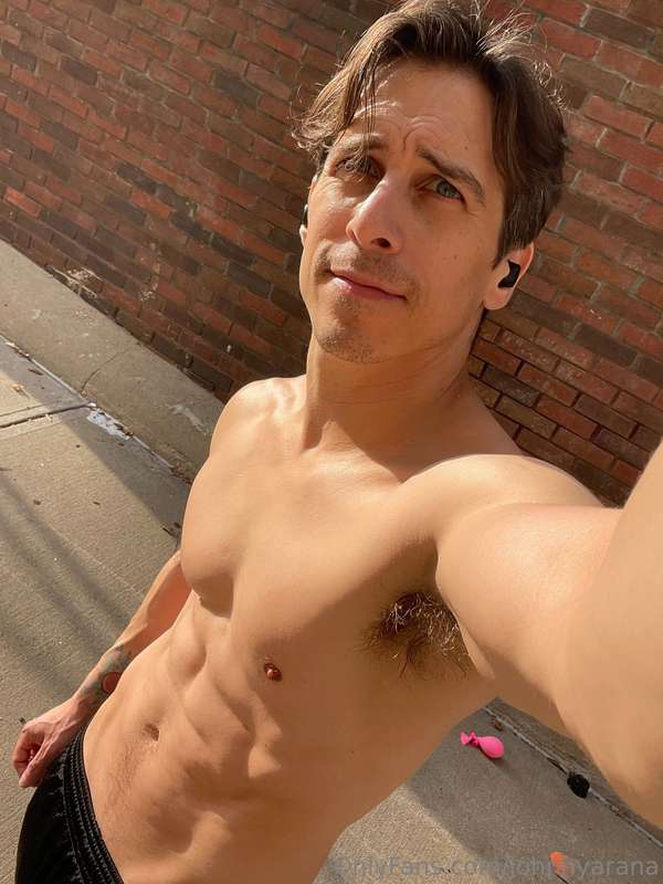 Going for a Sunday run 🏃🏻‍♂️ Hope y’all have had a good week..