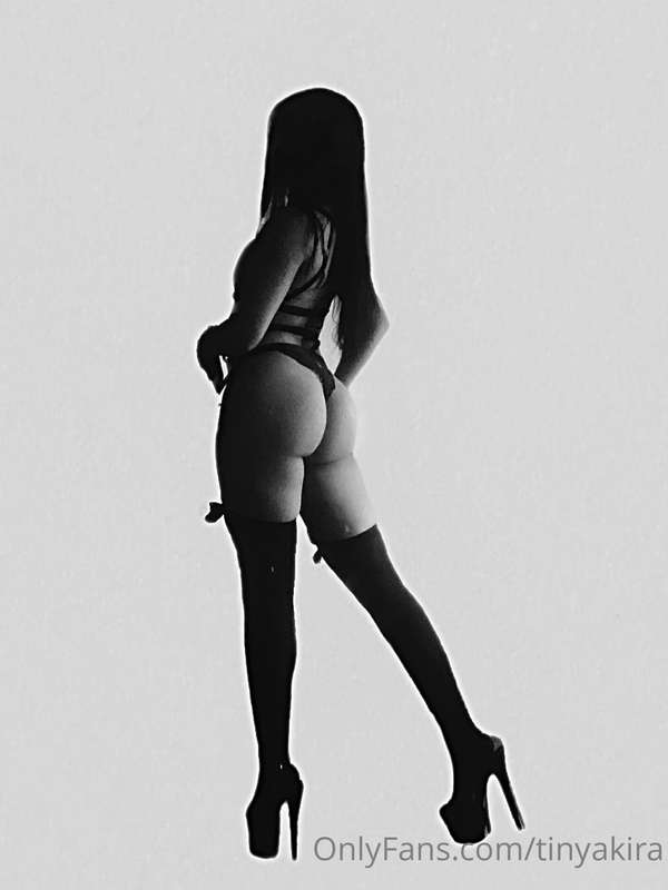 tinyakira