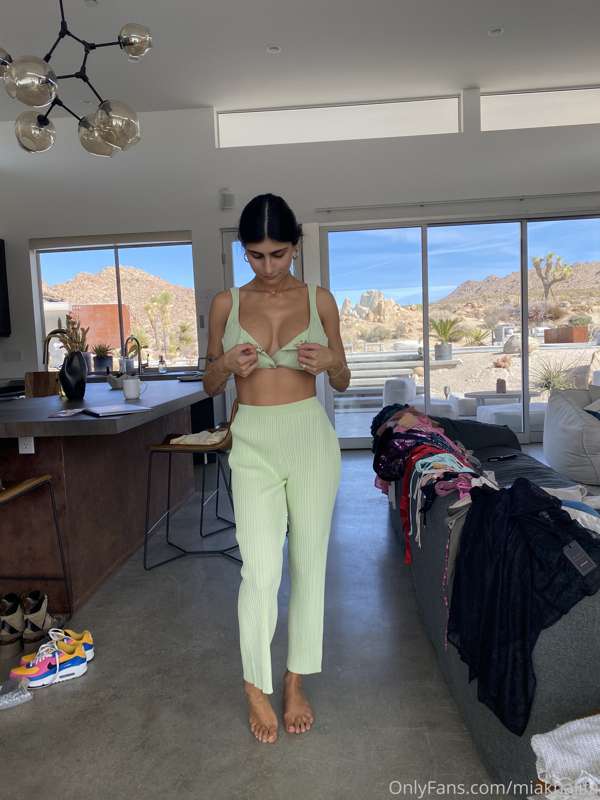 Foto 315 de Mia Khalifa en Tocromo