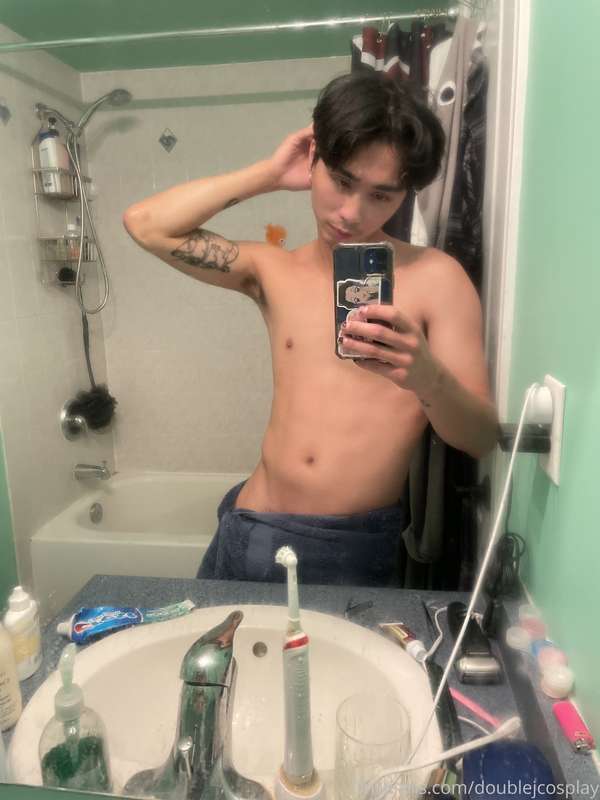 Shooting some Halloween content tomorrow and this week! Gott..