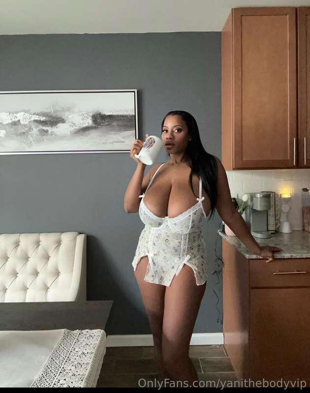 yanithebodyvip