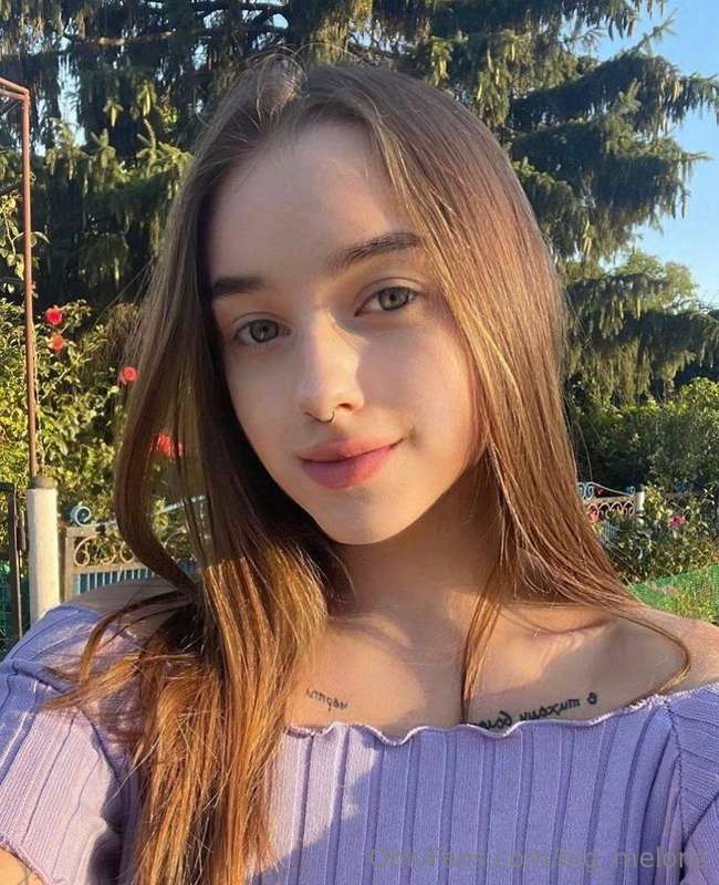 ❤️ 18 YEARS OLD ❤️ A naughty girl @mialoverr wants to your c..