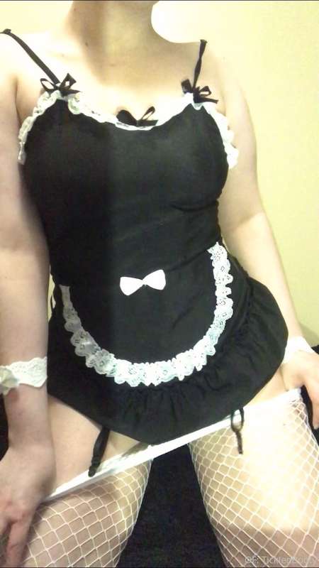 tickledbooty image #16