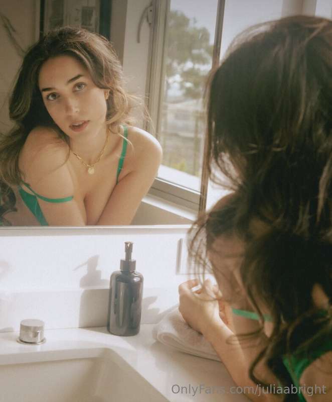 juliaabright