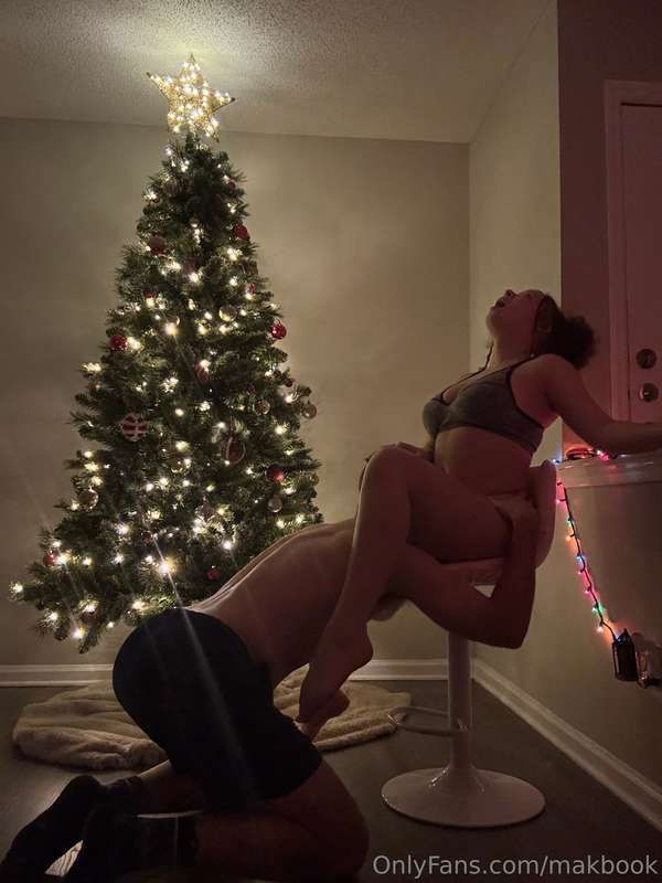 I guess you could say I got in the holiday mood🥵You wanted t..