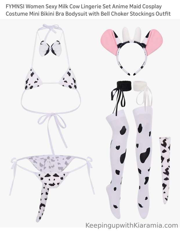 My Halloween costume for tomorrow’s live show is here 🥰💋