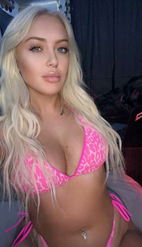 Horny for you babe 💓🤗