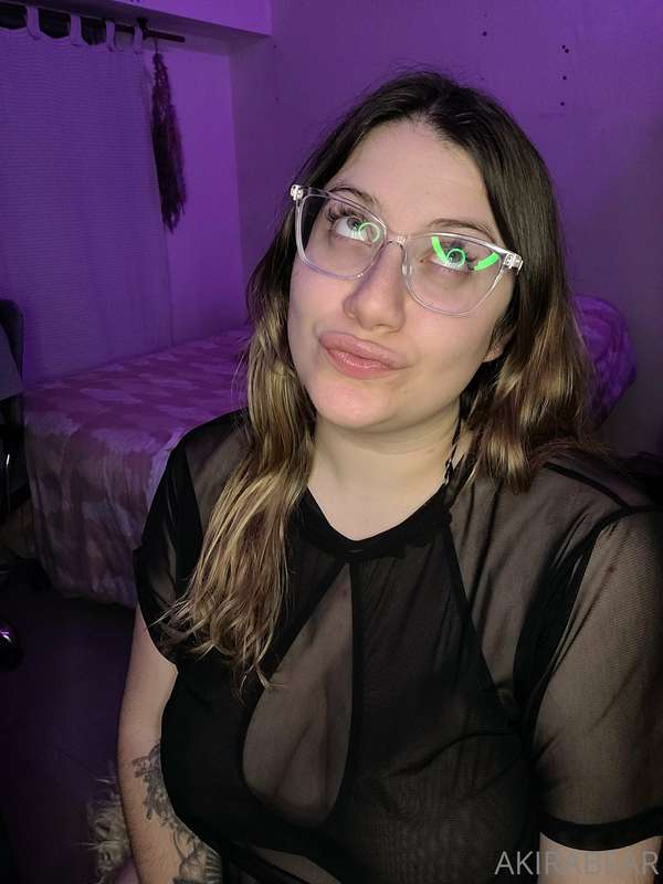 Photo night , leave me a little gift for more love content 🖤..