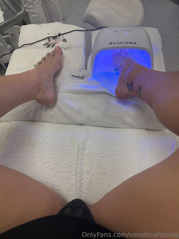 Na pedikúře si přijdu trochu jako na gynekologii, kdo bude m..
