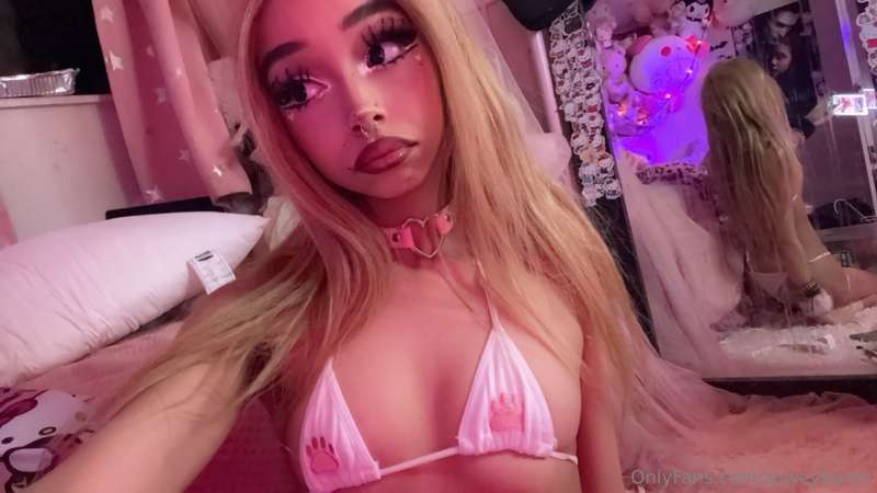 zoweybunny
