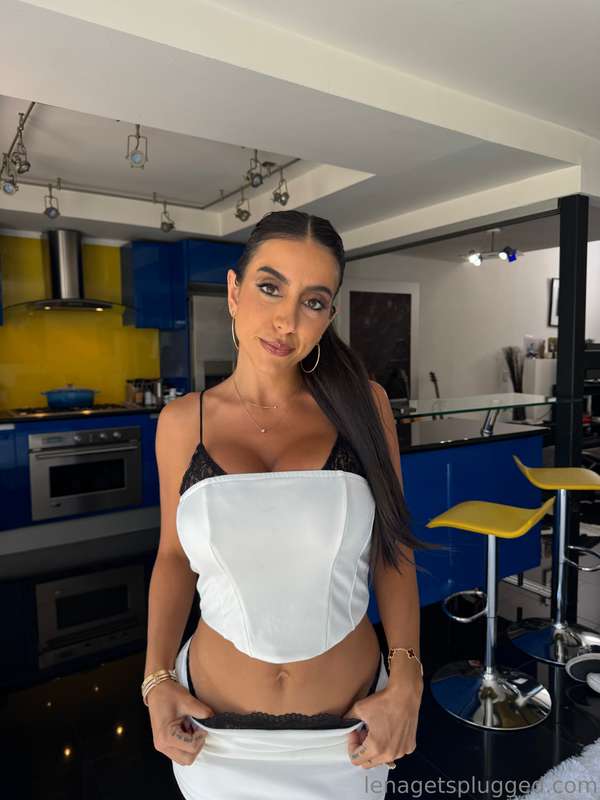 What type of content would make you cum right now?💦