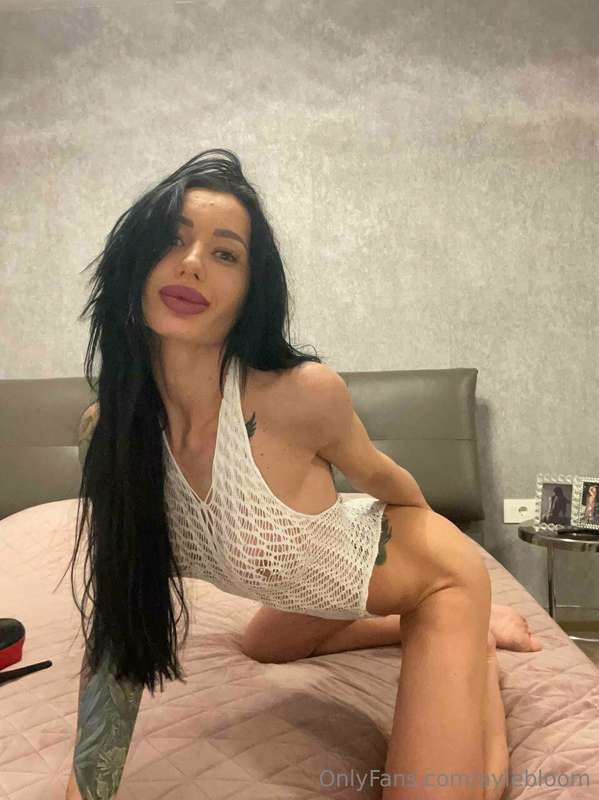 Daddy, I want to make you cum buckets! 💦😈🥵