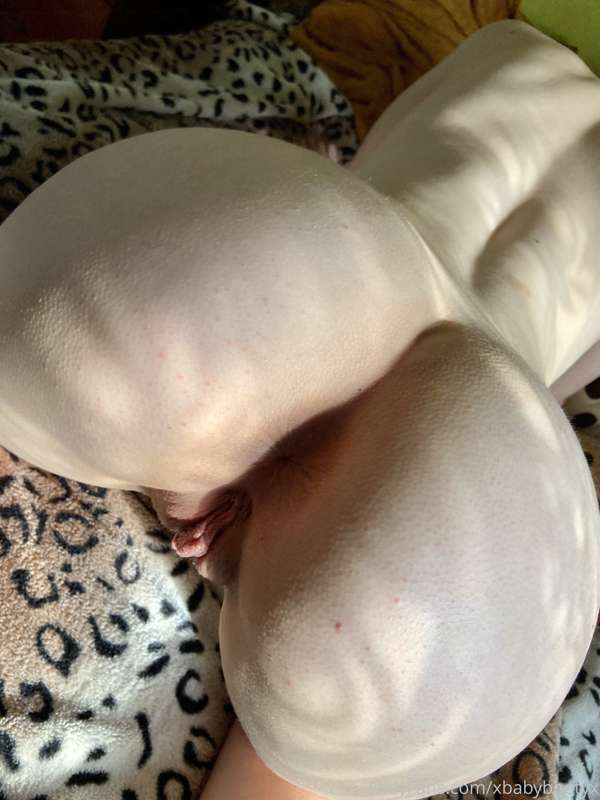 I want you to fuck me so badly, my pussy needs filling with ..