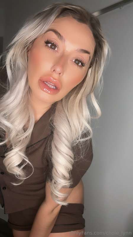 chole_lynn.send.nudes