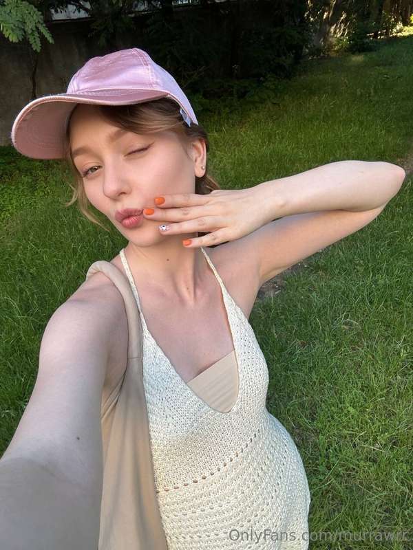 Hello, friends 🐾Summer is coming to an end. It's a little sa..