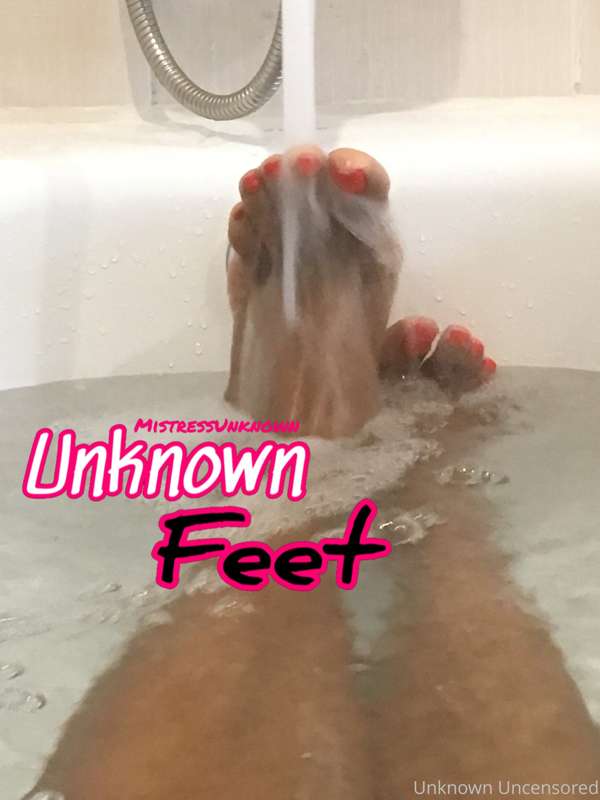 Where the boys that like long toes 👣👀👅