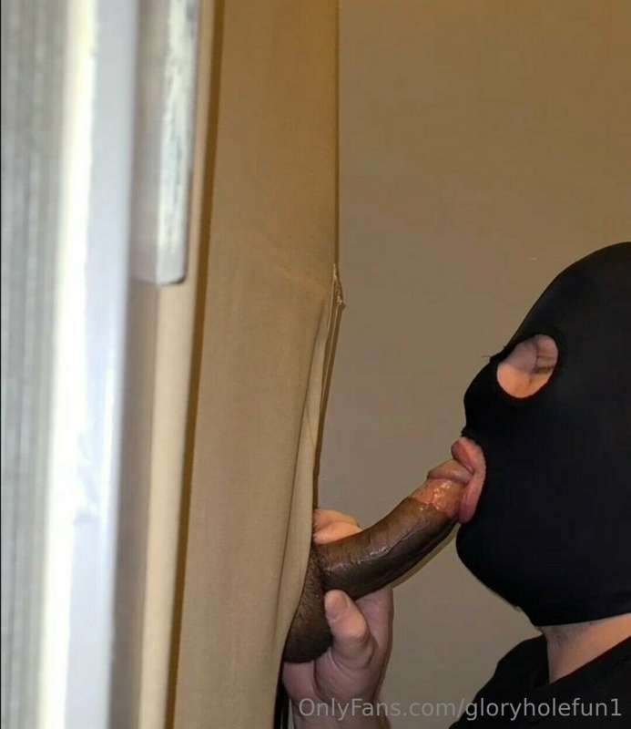 gloryholefun1