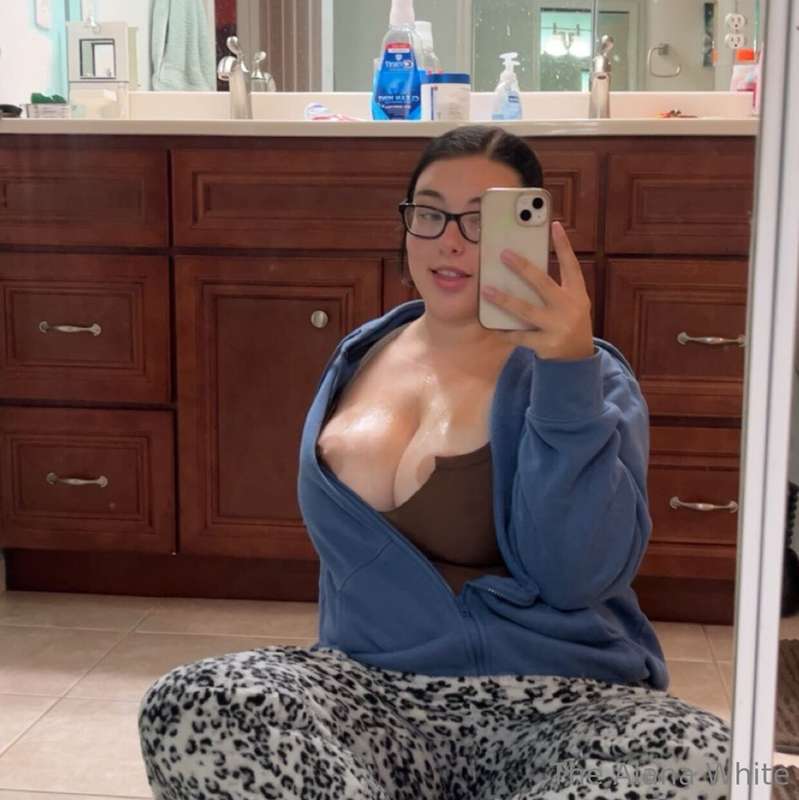thealanawhite