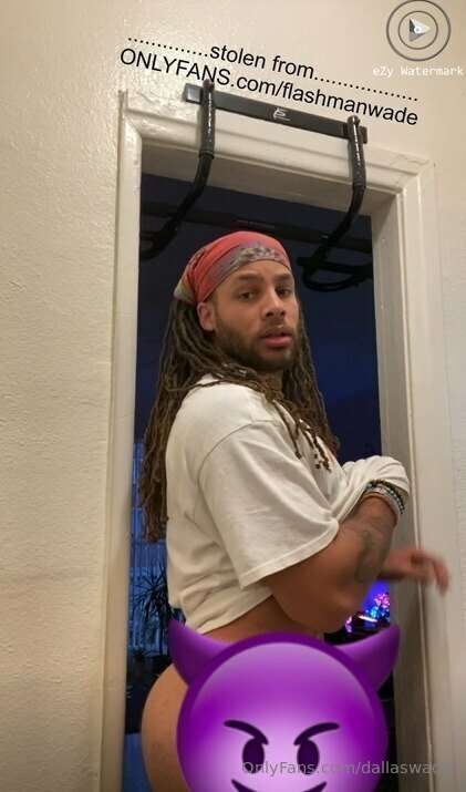 Would you pause and get a peek if you saw me take out my dic..
