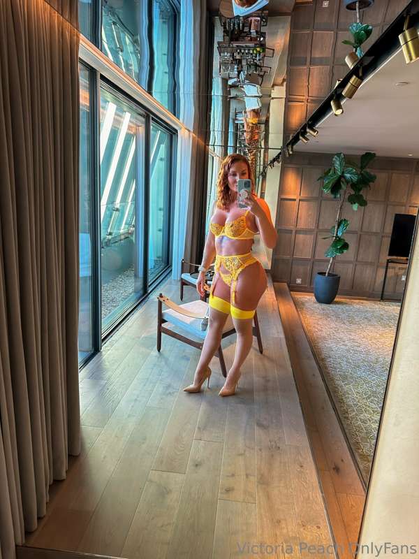 victoria_peach photo