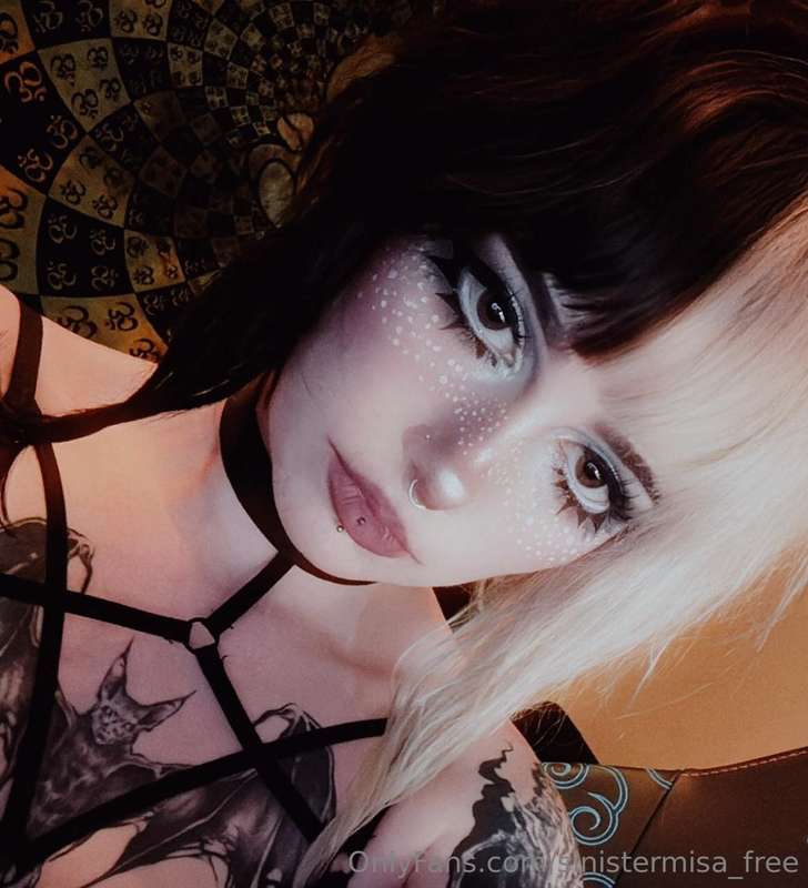 you should see just how fun I can get on my premium https://..