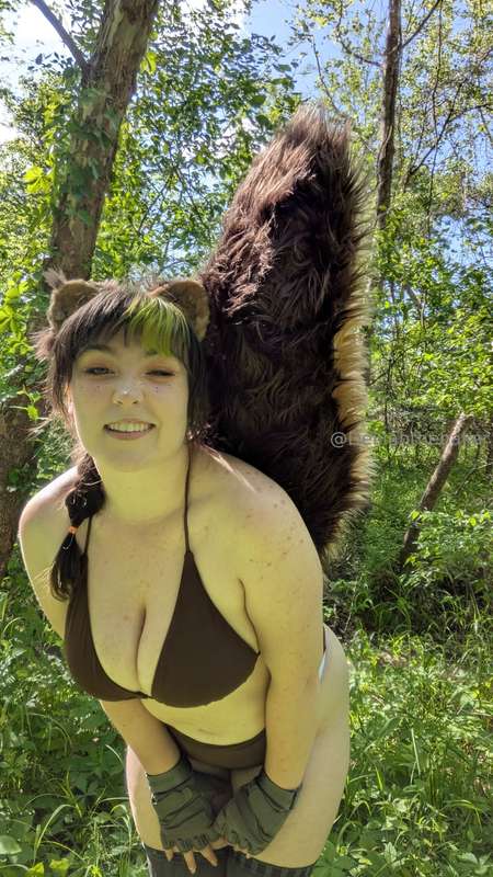 Took a trip into the woods, how's my tail look