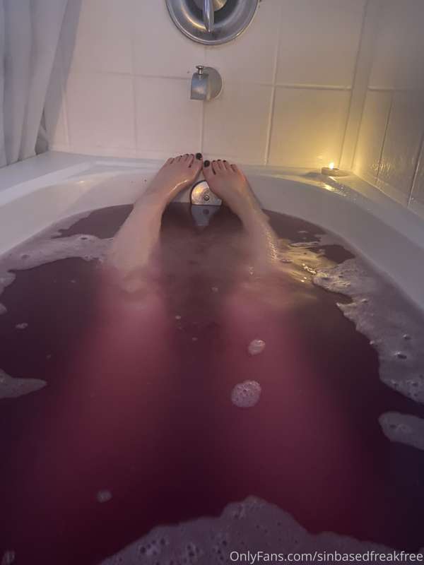 Relaxing baths 💞 join me ?