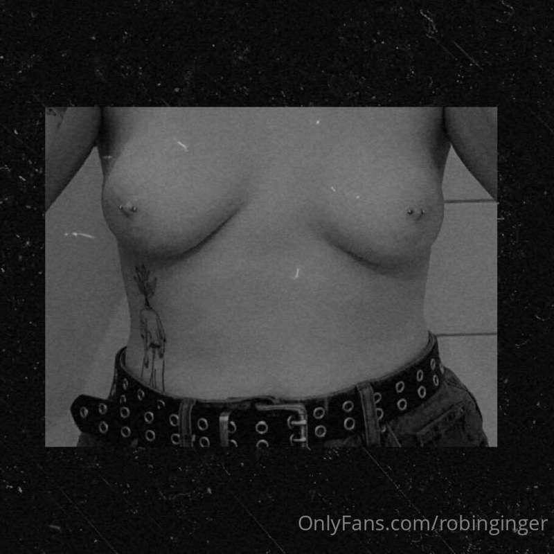 got my nipples pierced yesterday :))