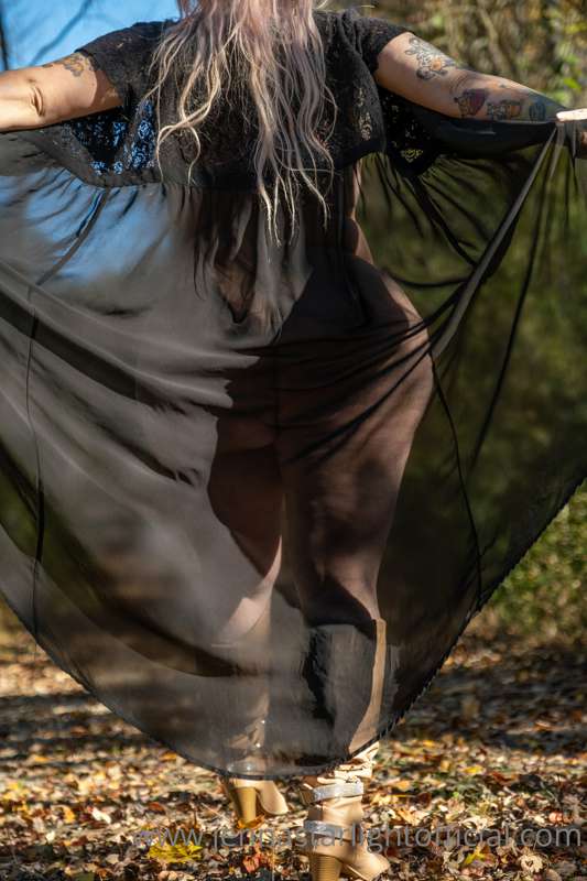 Swipe to see my dress fly up....