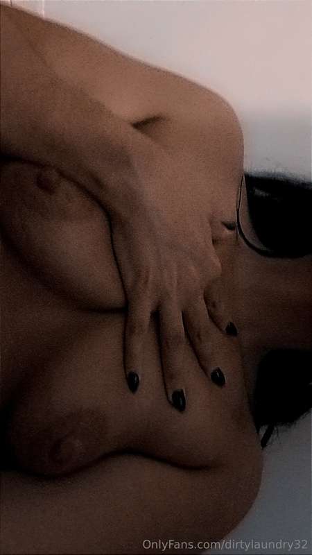 dirtylaundry32