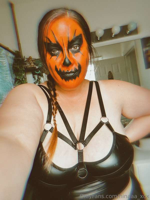 Happy Halloween 🎃🖤