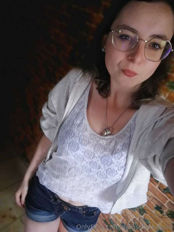 Hey ich freu mich das du da bist ♥️  Bist du gestern Abend a..