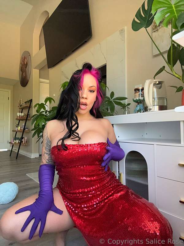 DAY 1 of 31 DAYS OF HALLOWEEN!!😈🎃👻 GO CHECK YOUR DM'S to see..