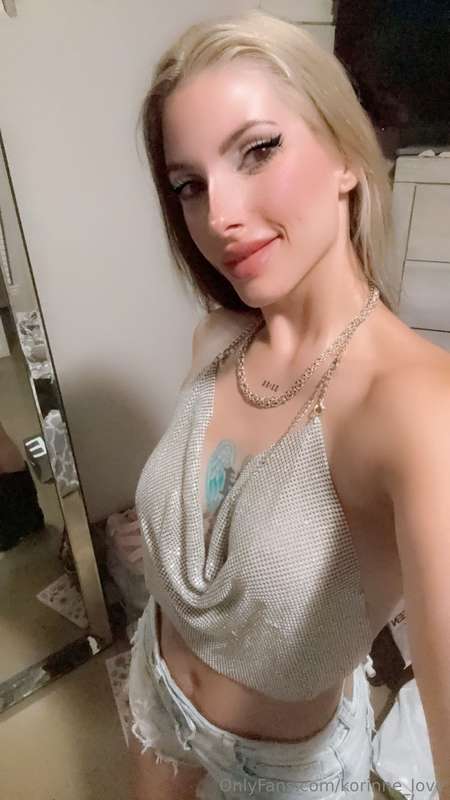 korinne_love