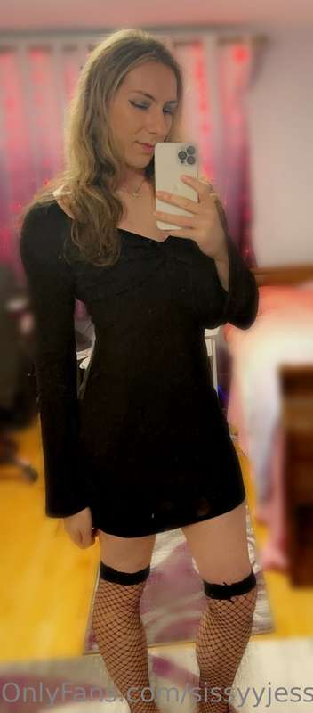 Another night of enjoying my LBD 🖤😍🖤 Got something rea... | jesswintersof Onlyfans Picture