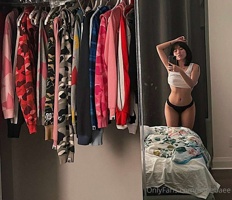 Pov your super fly gf with epic brain power just woke up & s..