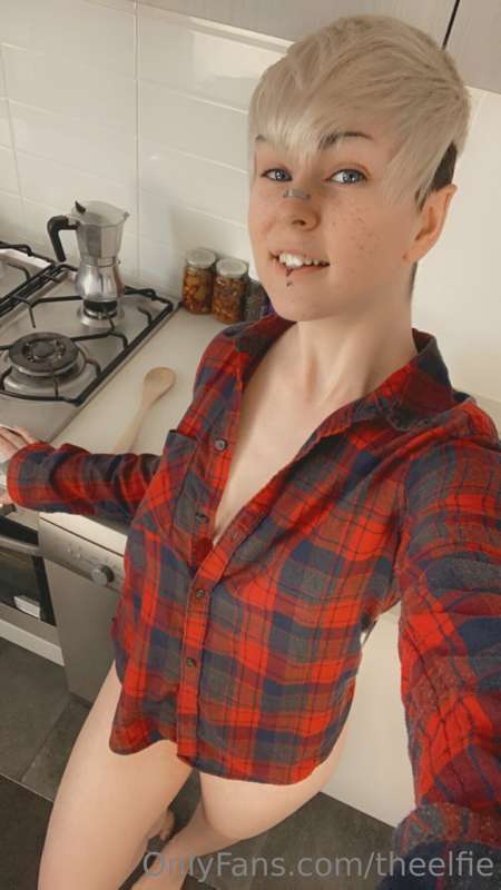 theelfie